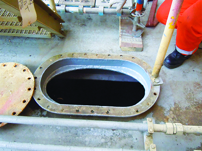 enclosedspace9_insert.jpg enclosedspace9_insert.jpg